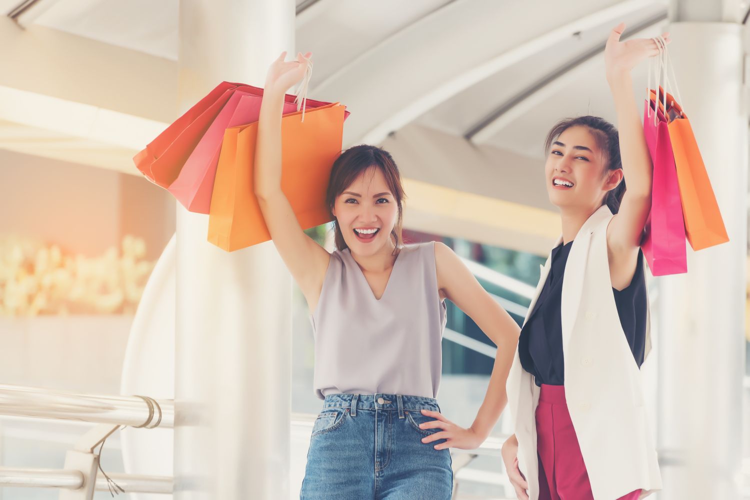 Shopping brings happiness.